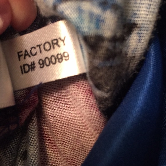 Express Multi Color Open Back Tunic - Picture 7 of 7